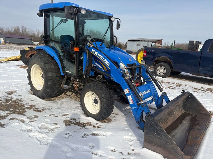 2013-new-holland-boomer-3050-image-2