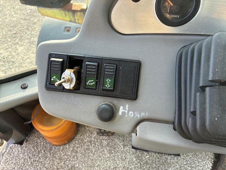 2005-ingersoll-rand-wl350-image-58