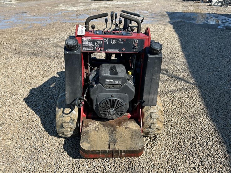 toro-dingo-220-image-3