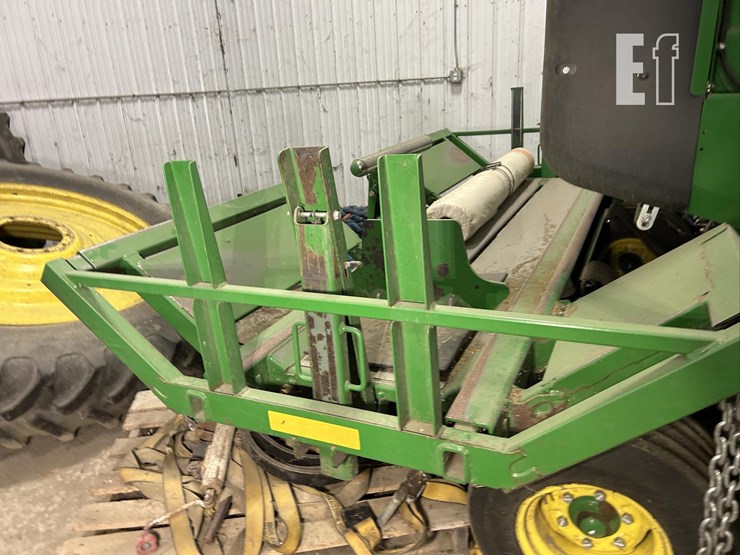 2018-john-deere-560r-image-21