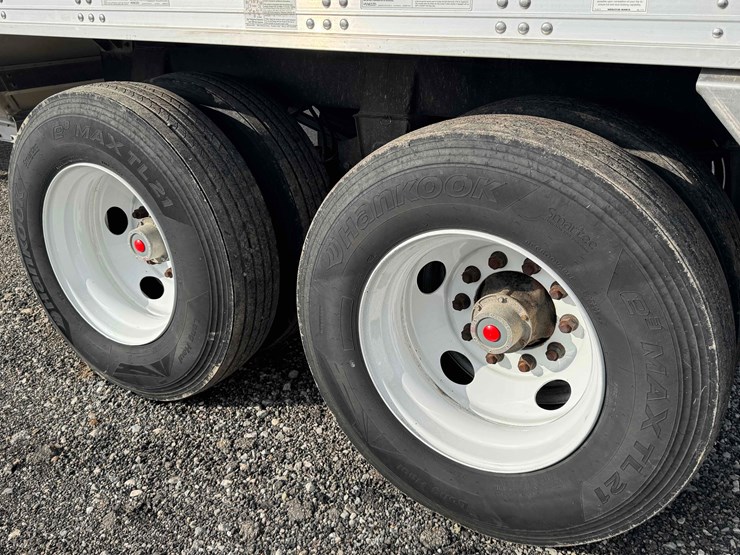 2023-stoughton-hopper-image-9