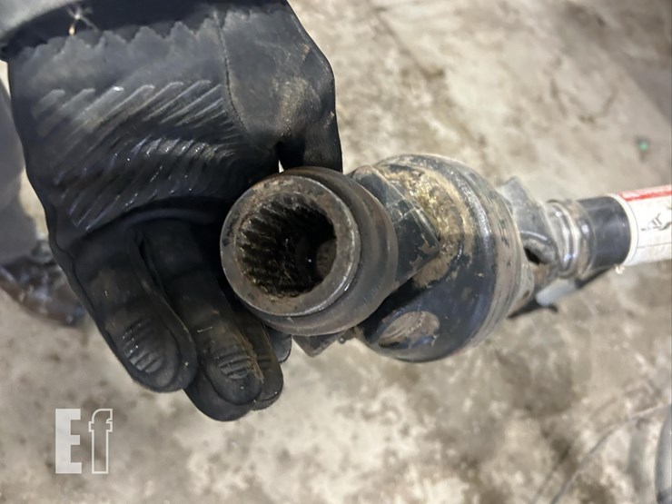 2018-john-deere-560r-image-16