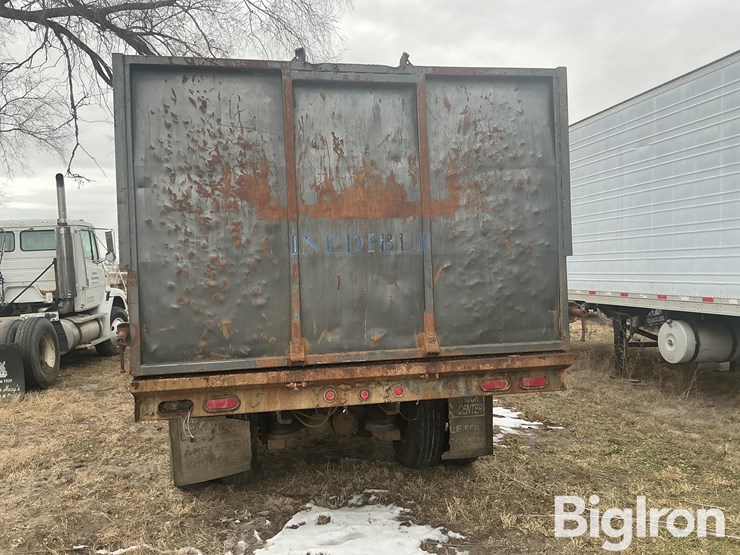 2003-sterling-lt9500-image-6