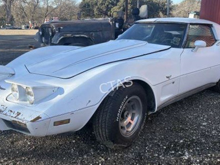#58-•-1977-chevrolet-corvette-w/-t-top-image-8