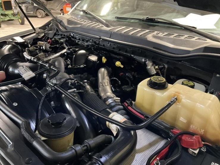 2017-ford-f550-image-13