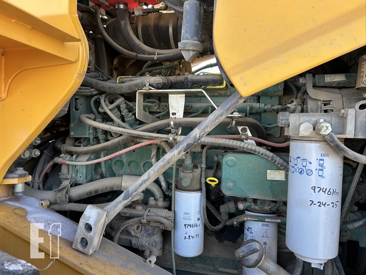 2012-volvo-l70g-image-29