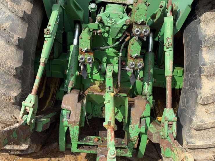 john-deere-8440-image-8