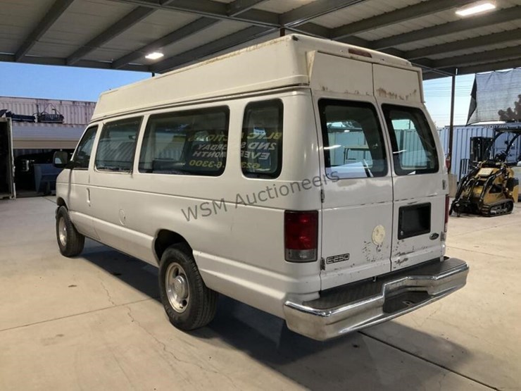 2003-ford-cargo-image-5