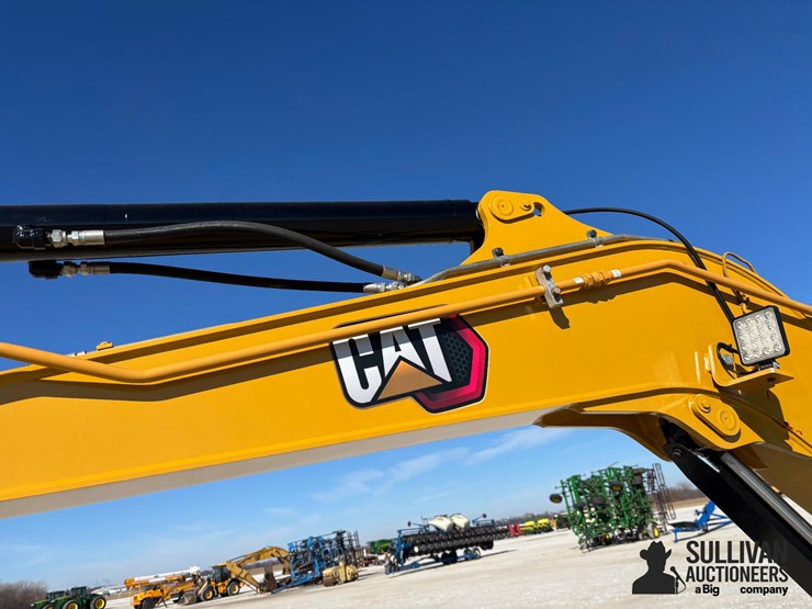 2018-caterpillar-305.5e2-image-13