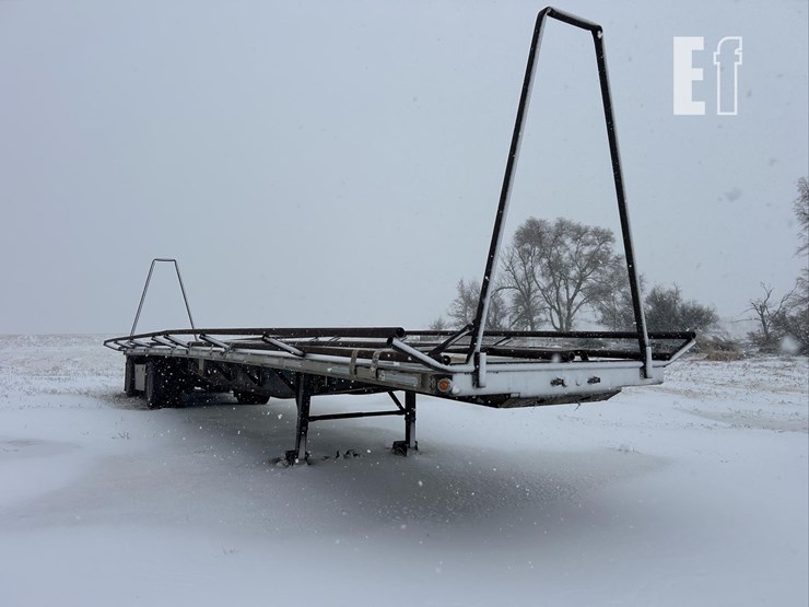 fontaine-hay-trailer-image-3