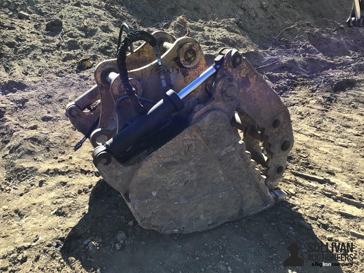 caterpillar-320e-image-5