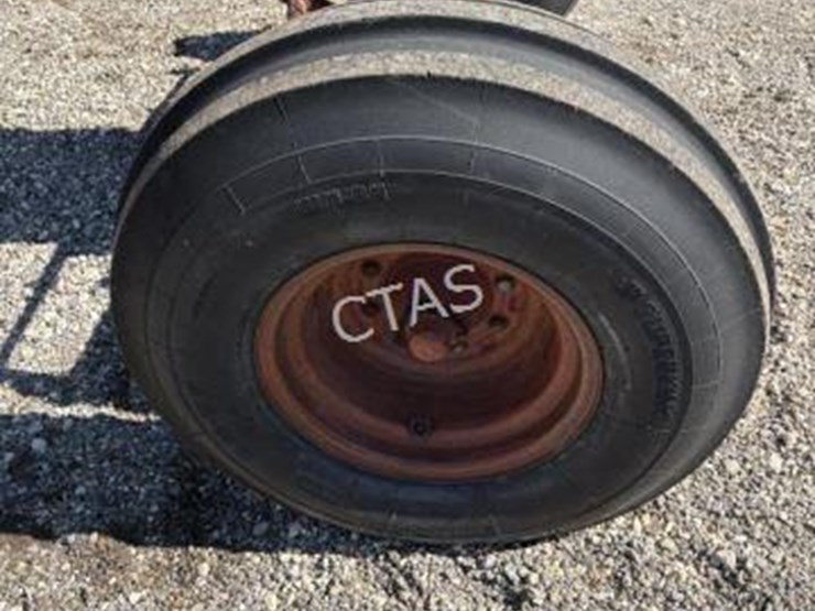 international-856d-image-5