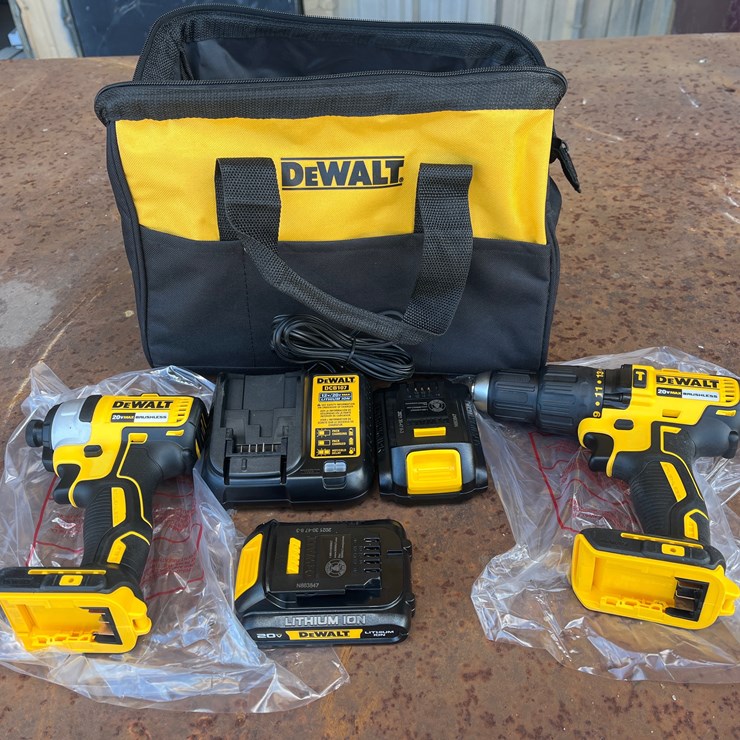 #7 • DEWALT COMBO SET DRILL AND IMPACT