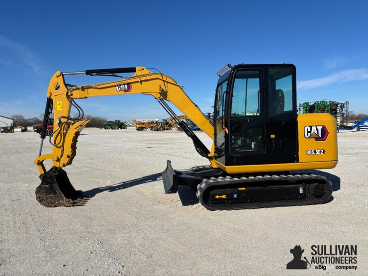 2018-caterpillar-305.5e2-image-8