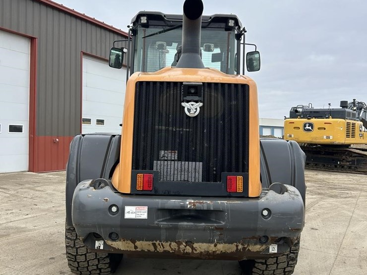 2019-case-721g-image-6