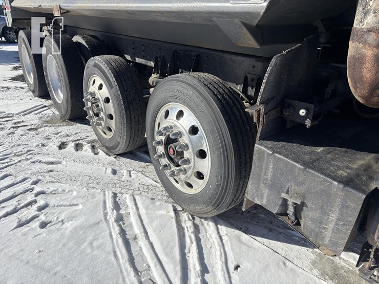 1999-international-f2674t-image-6