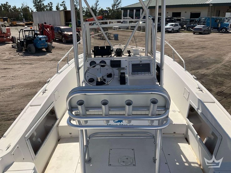 1985-23ft-mako-center-console-boat-with-2011-28ft-hmde-trailer-image-11
