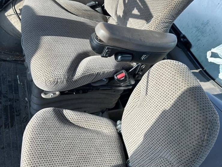 2013-john-deere-9360r-image-52