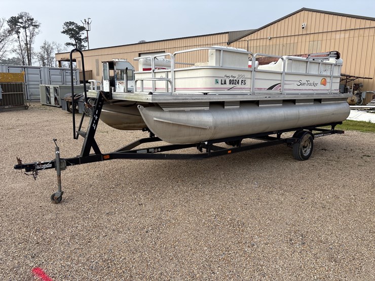 #1414-•-2008-sun-tracker-party-barge-200-image-3