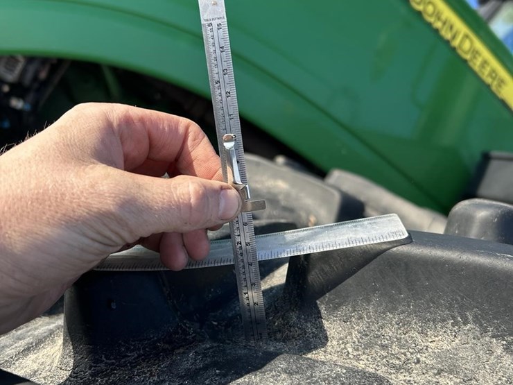 2013-john-deere-9360r-image-30