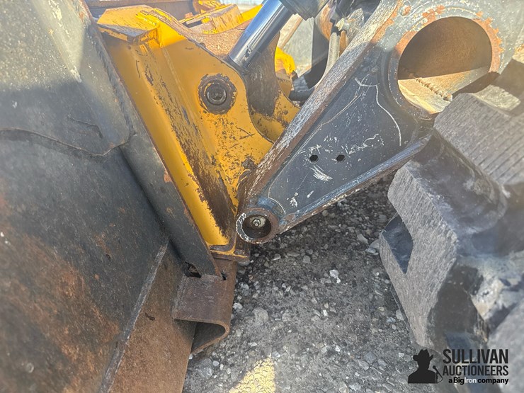 2022-deere-333g-image-20