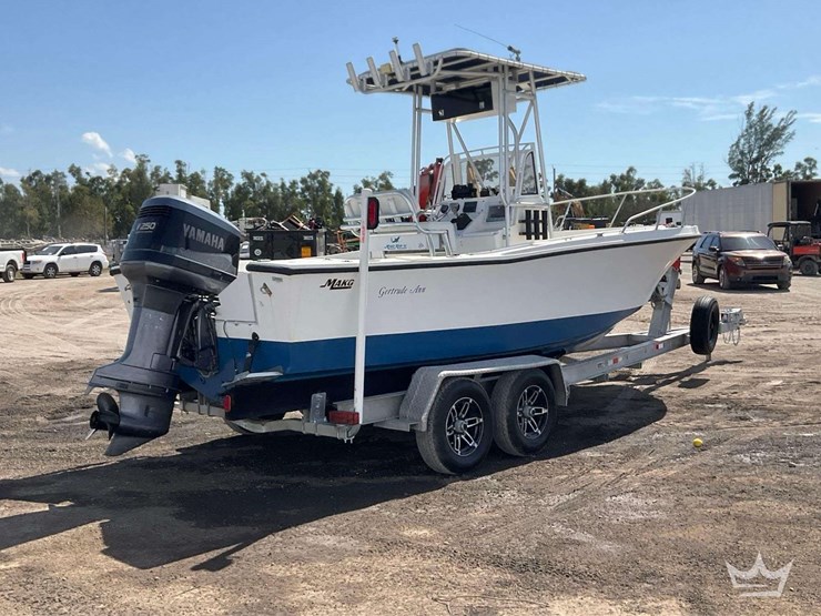 1985-23ft-mako-center-console-boat-with-2011-28ft-hmde-trailer-image-3