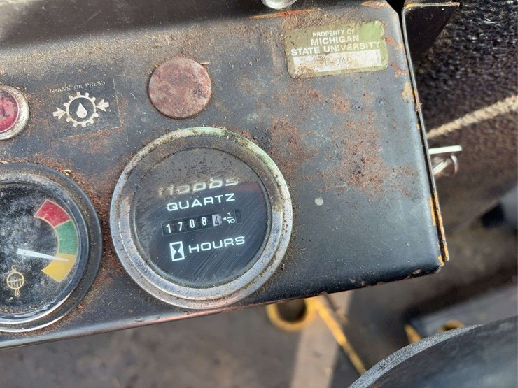 new-holland-1499-image-13