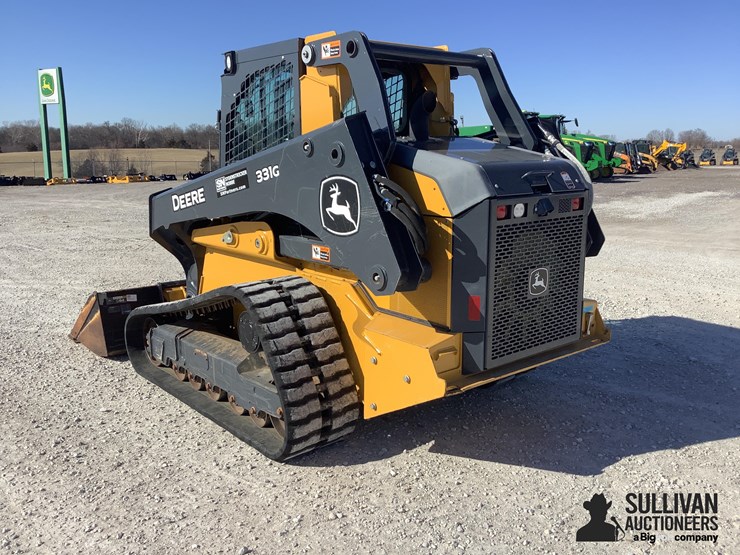 2020-deere-331g-image-7