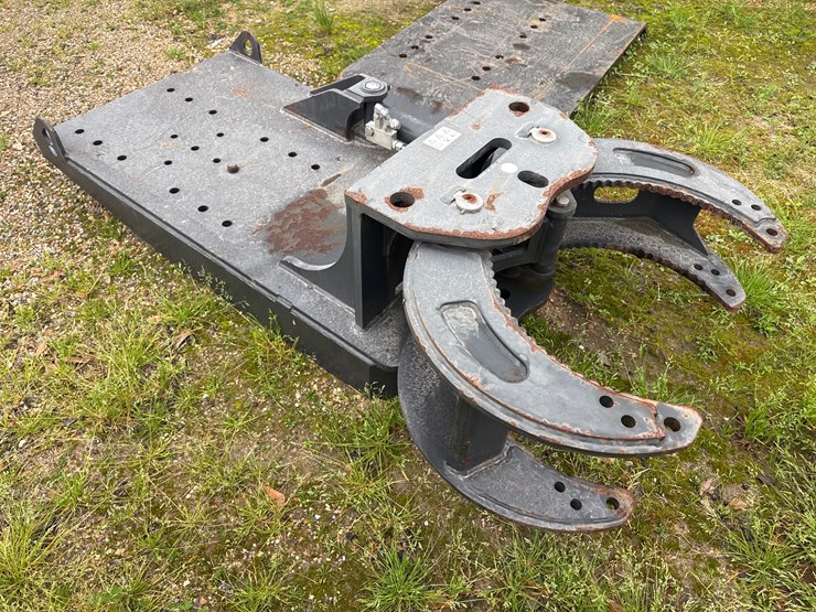 komatsu-pc138-image-9