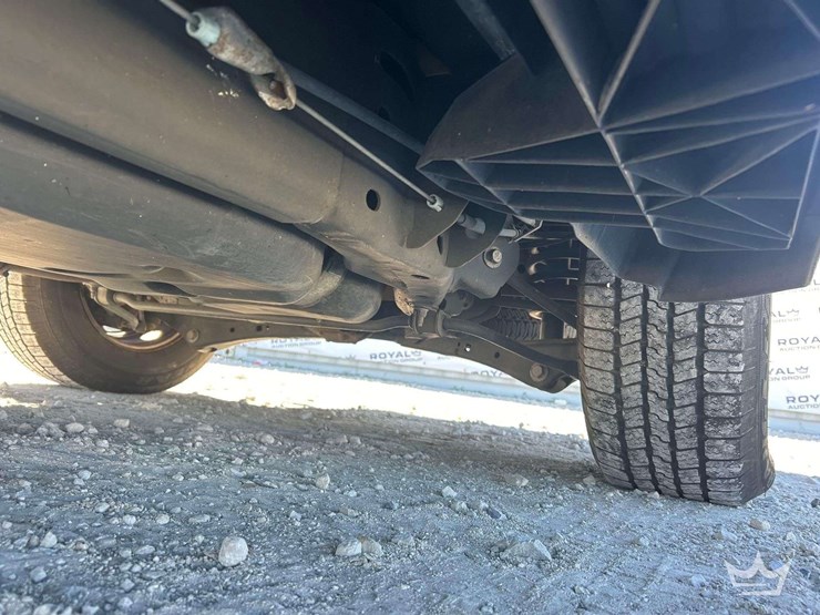 2012-ford-expedition-image-18