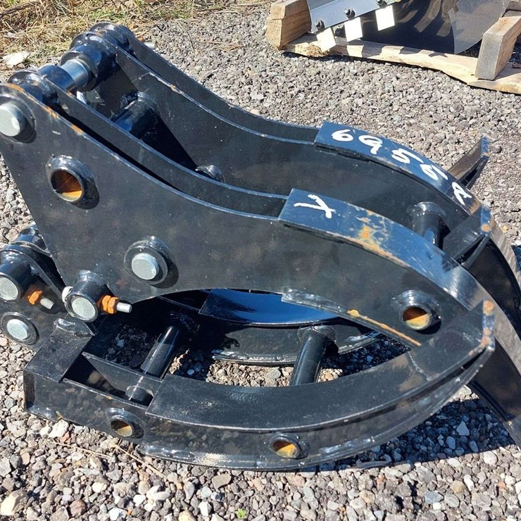 Mini Excavator Grapple Claw Attachment