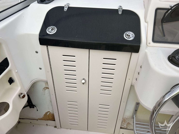 2005-grady-white-boat-w-t/a-boat-trailer-image-17