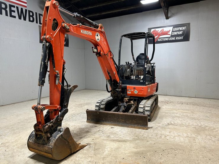 2019-kubota-kx033-4-image-6