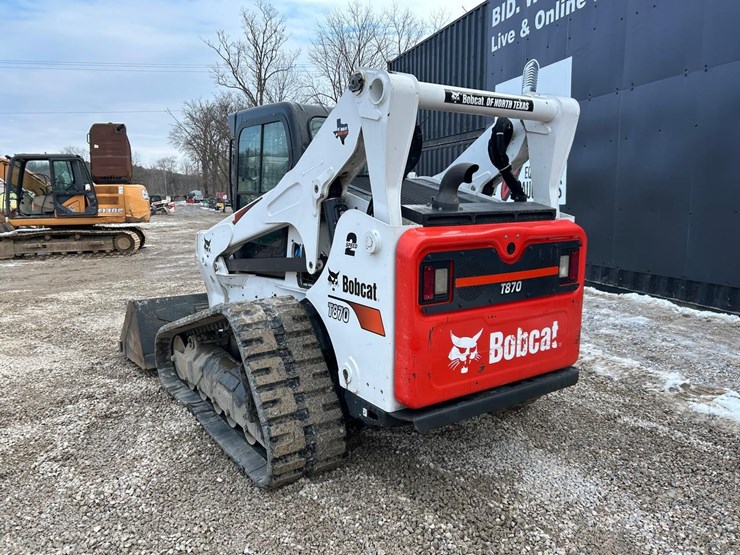 2022-bobcat-t870-image-2