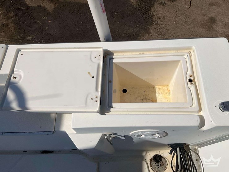 1985-23ft-mako-center-console-boat-with-2011-28ft-hmde-trailer-image-21