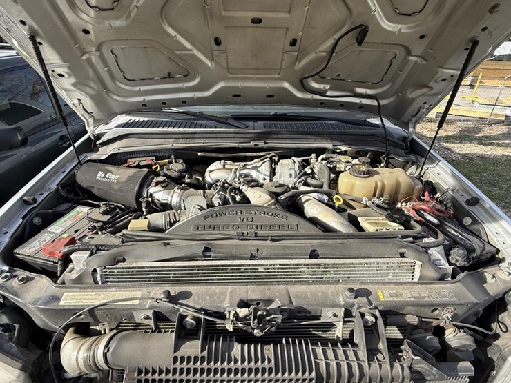 2010-ford-f350-image-18