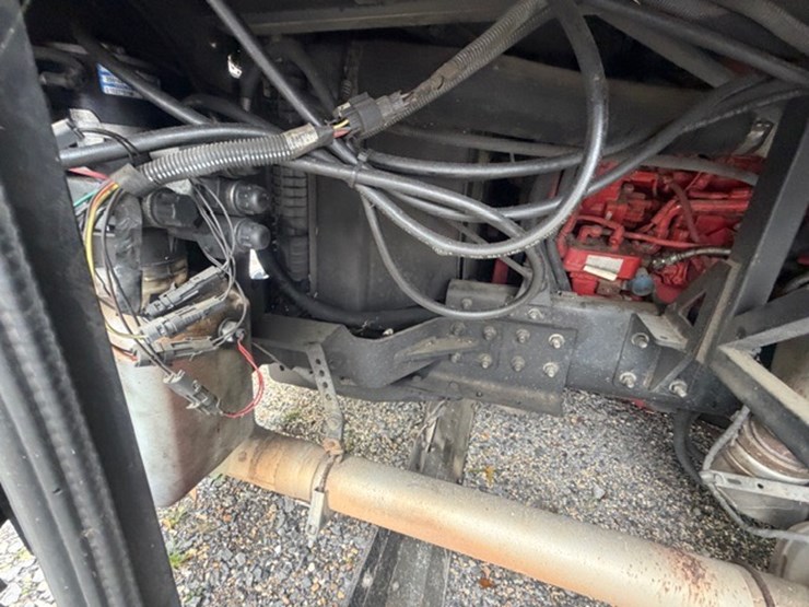 #1339-•-2011-fleetwood-36j-discovery-rv-/-motorhome-image-67