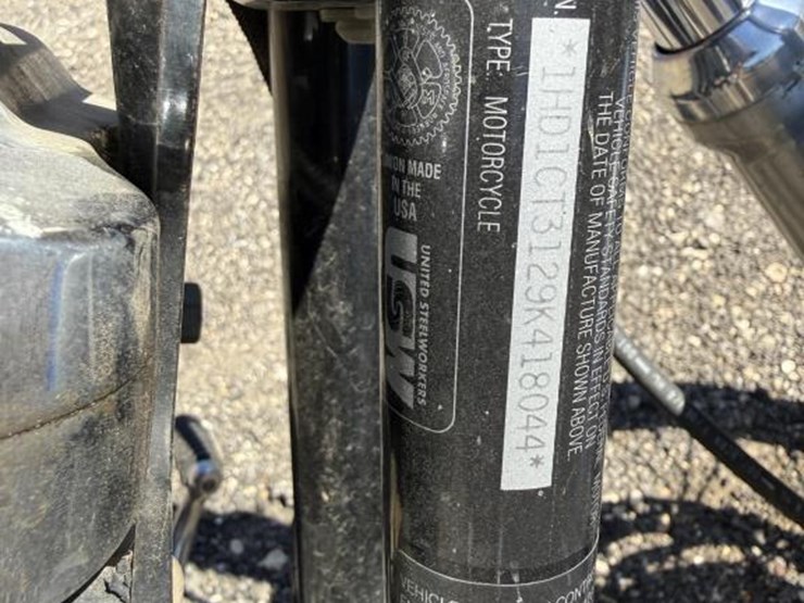 #152-•-2009-harley-davidson-twin-v-motorcycle-image-14