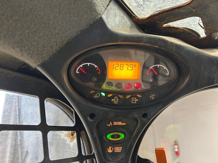 2018-bobcat-t450-image-18