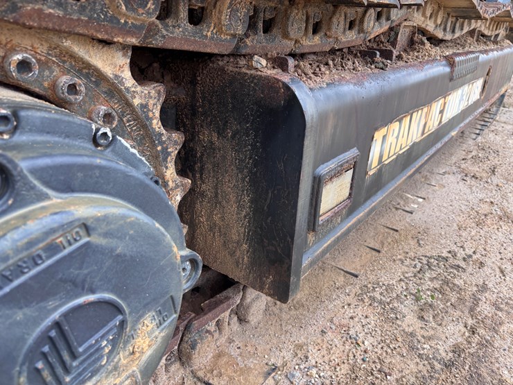 2016-powerscreen-trakpactor-320sr-image-82