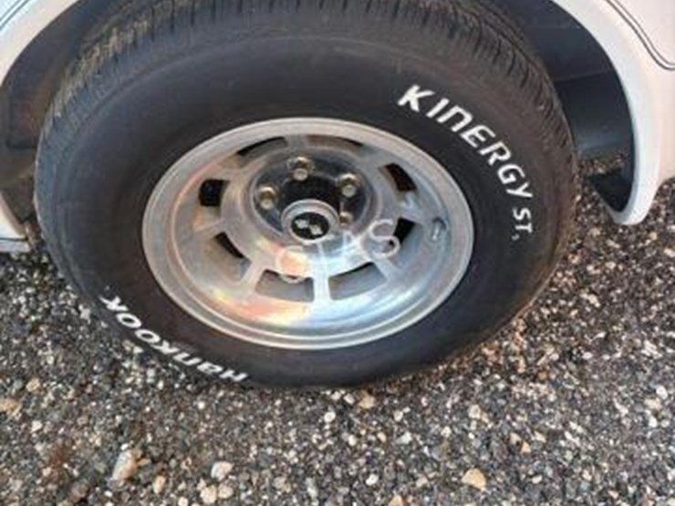 #58-•-1977-chevrolet-corvette-w/-t-top-image-14