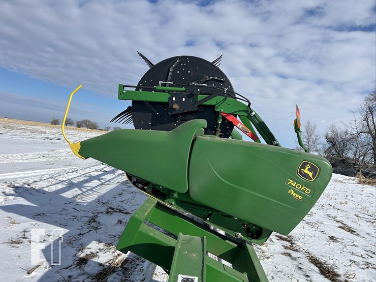 2019-john-deere-740fd-image-8