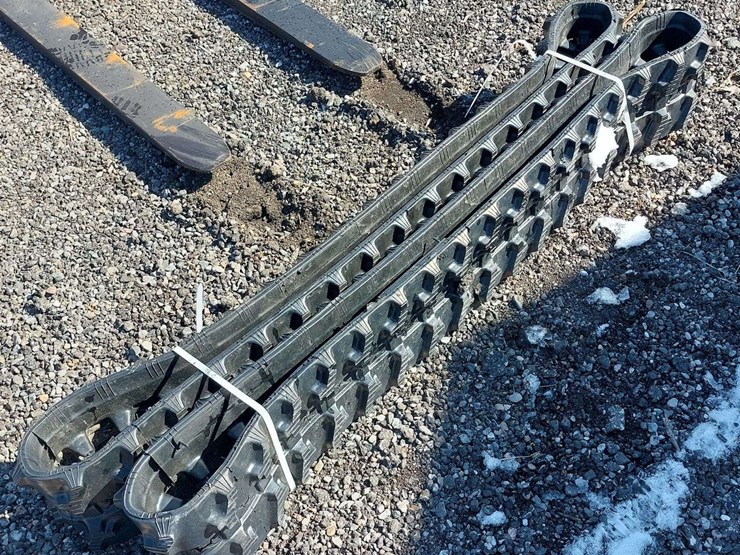 mini-excavator-track-set-image-2