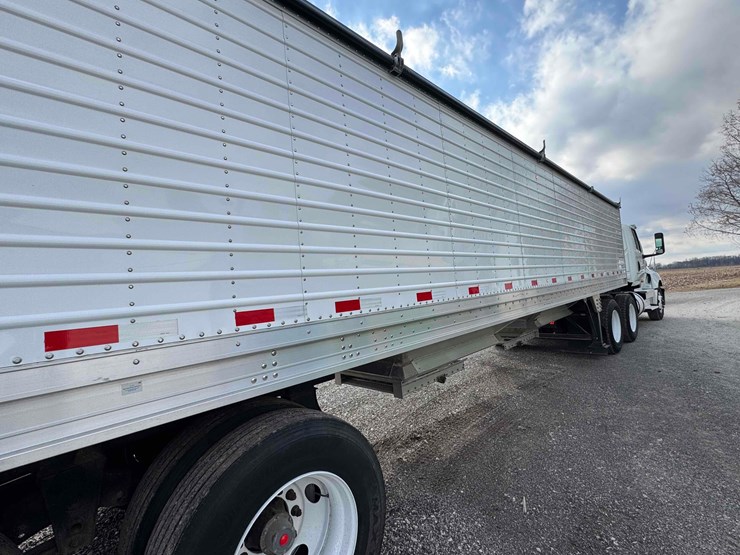 2023-stoughton-hopper-image-15