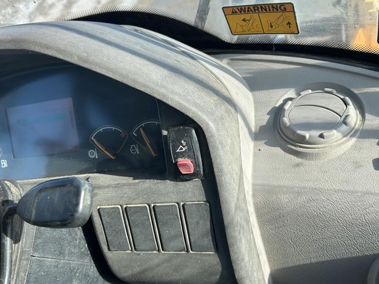 2012-volvo-l70g-image-58