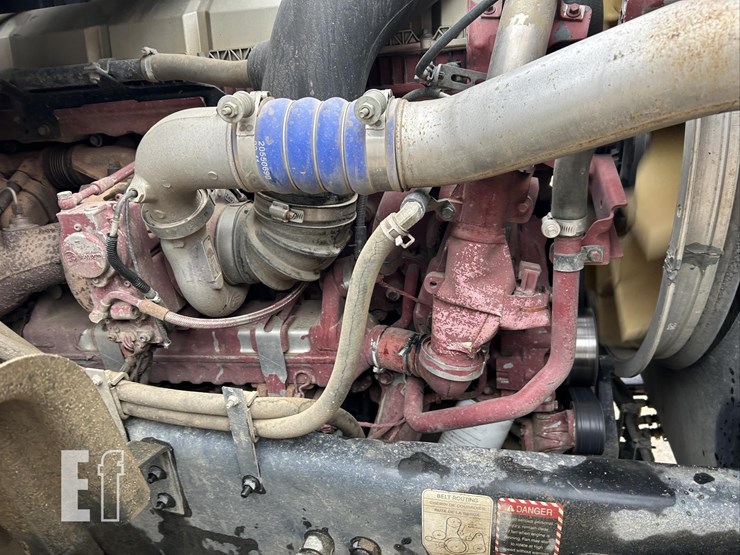 2017-mack-granite-gu713-image-50