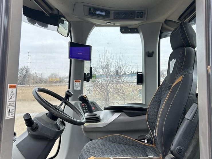 2019-case-721g-image-46