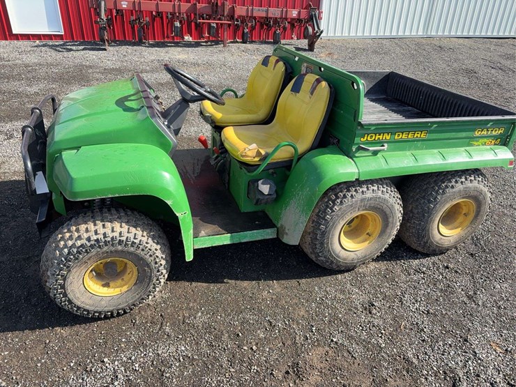 john-deere-gator-image-2