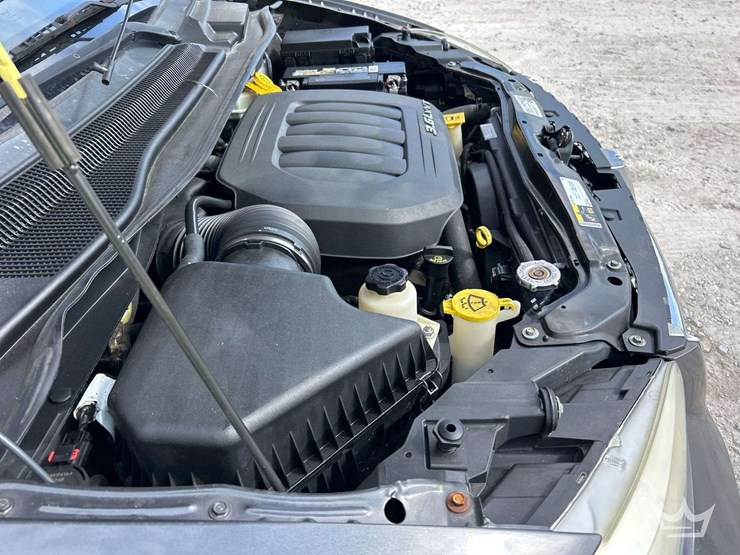 2016-dodge-grand-caravan-image-8