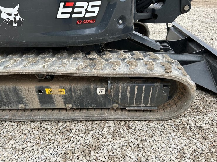 2023-bobcat-e35-image-15